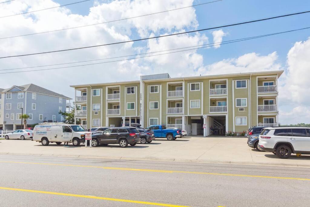 Right Across Beach Pool View Private Balcony By Zen Living Short Term Rental Myrtle Beach Extérieur photo